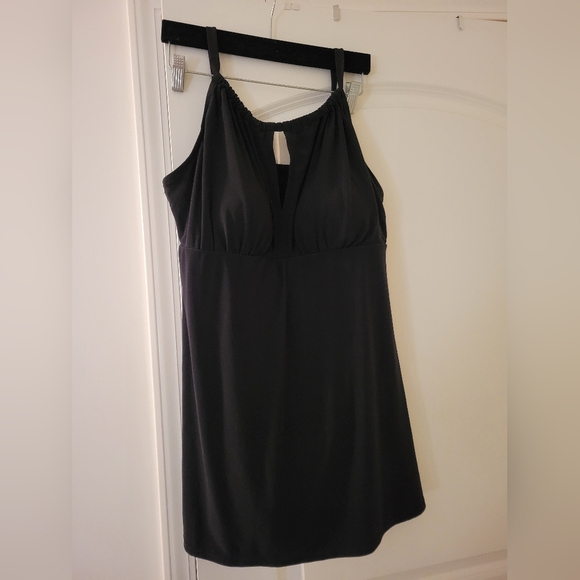 Croft & Barrow Black Keyhole Halter Swim Dress Size 18/20 - Picture 1 of 4